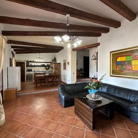 Villa Dalila 兰佩杜萨 外观 照片